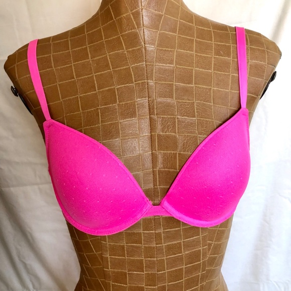 2 Like New Bras in Hot Pink and Black & White - Picture 3 of 10